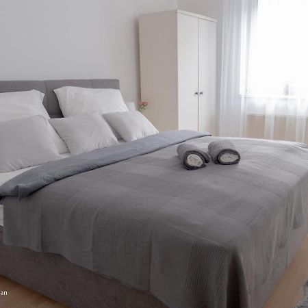 Central Apartman, Belvaros Lakas Kecskemet Ngoại thất bức ảnh