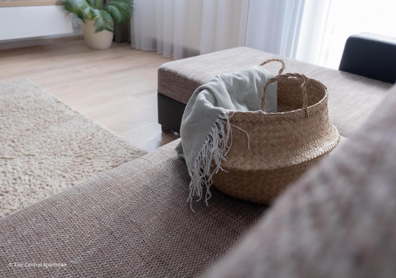 Central Apartman, Belvaros Lakas Kecskemet Ngoại thất bức ảnh