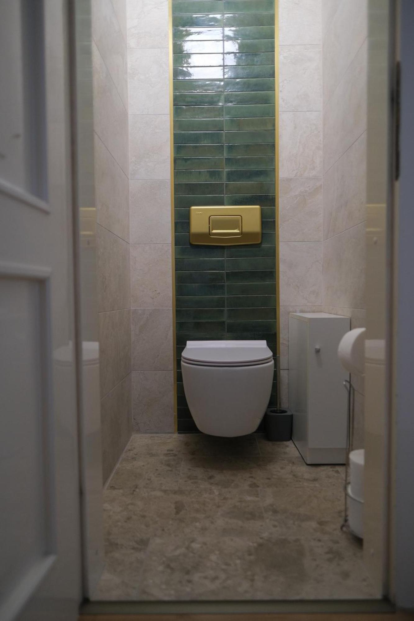 Central Apartman, Belvaros Lakas Kecskemet Ngoại thất bức ảnh